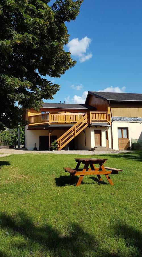 Noclegi Pod Modrzewiem Powidz  Exterior foto